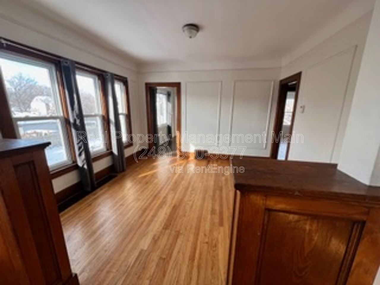 9176 Chamberlain St - Photo 5 of 24