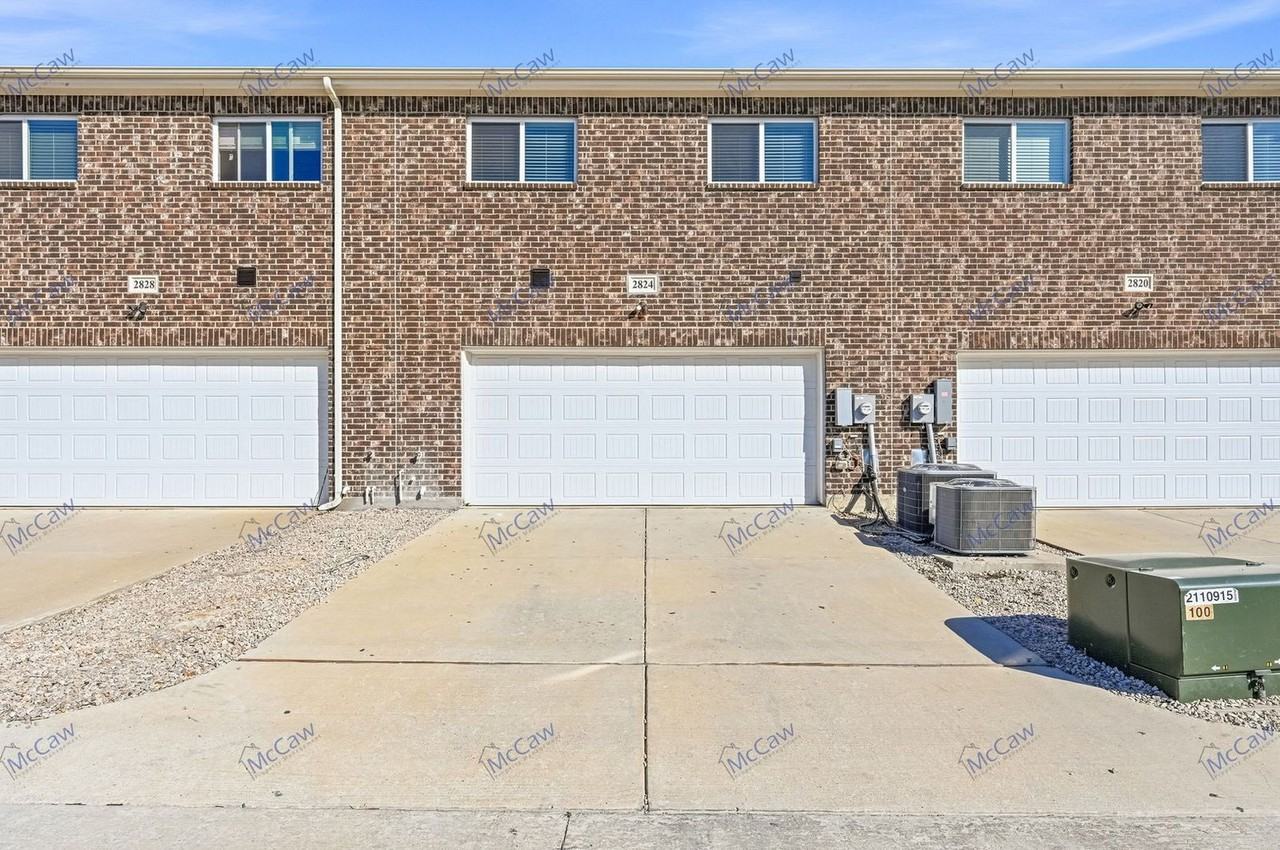 2824 Percheron Dr #25 - Photo 2 of 24