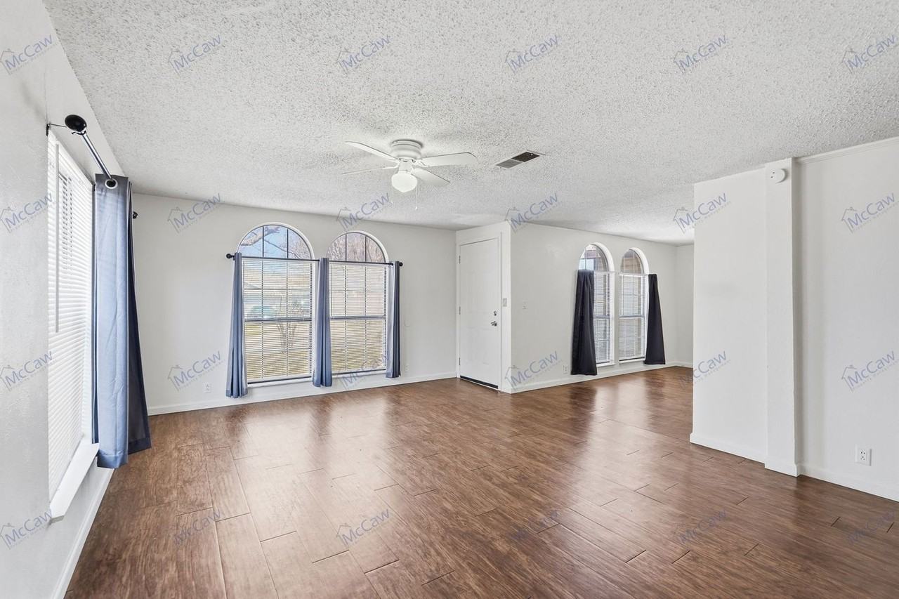 14614 Seminole St - Photo 6 of 22