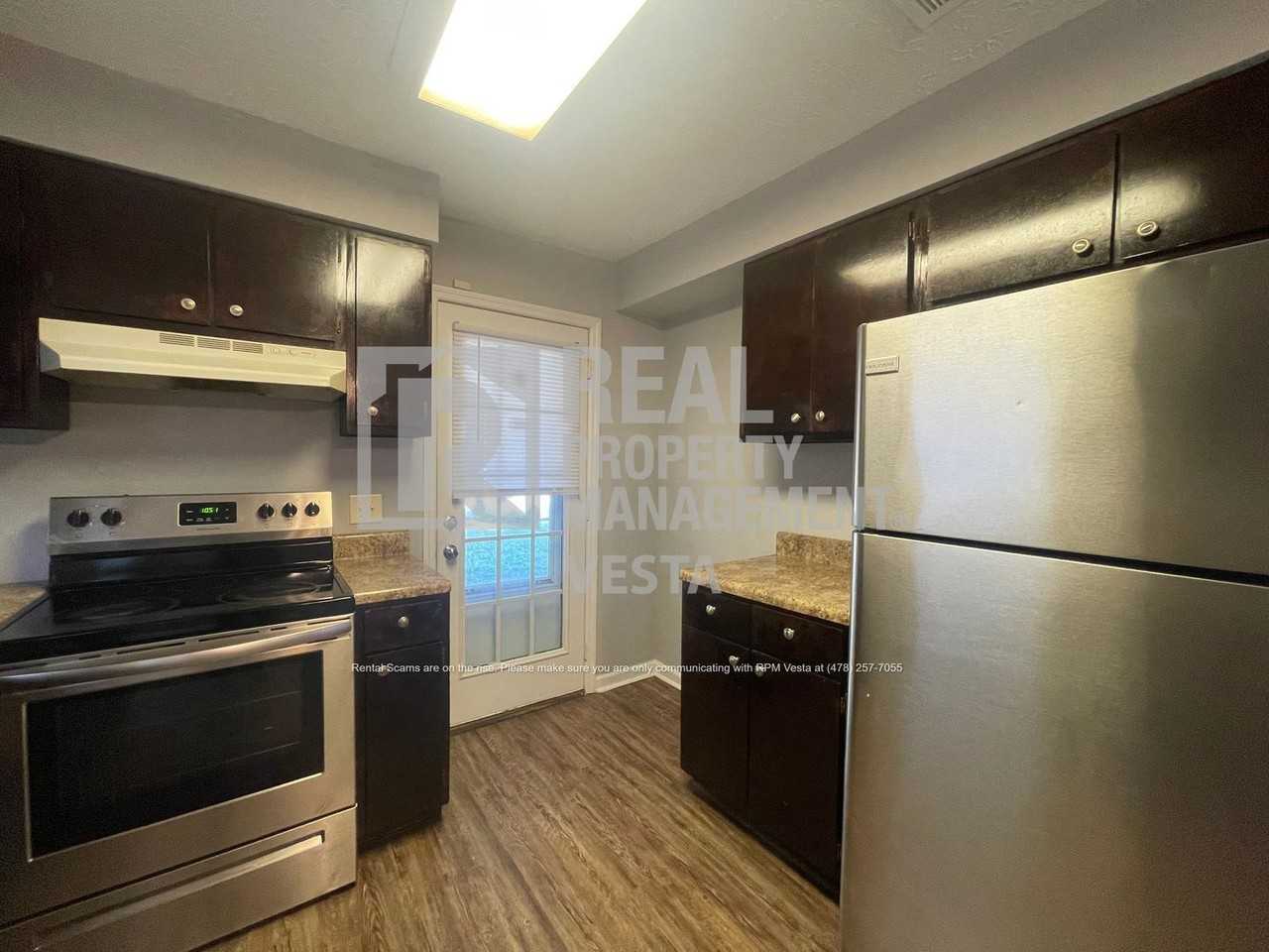 72 Forest Hill Cir - Photo 5 of 13