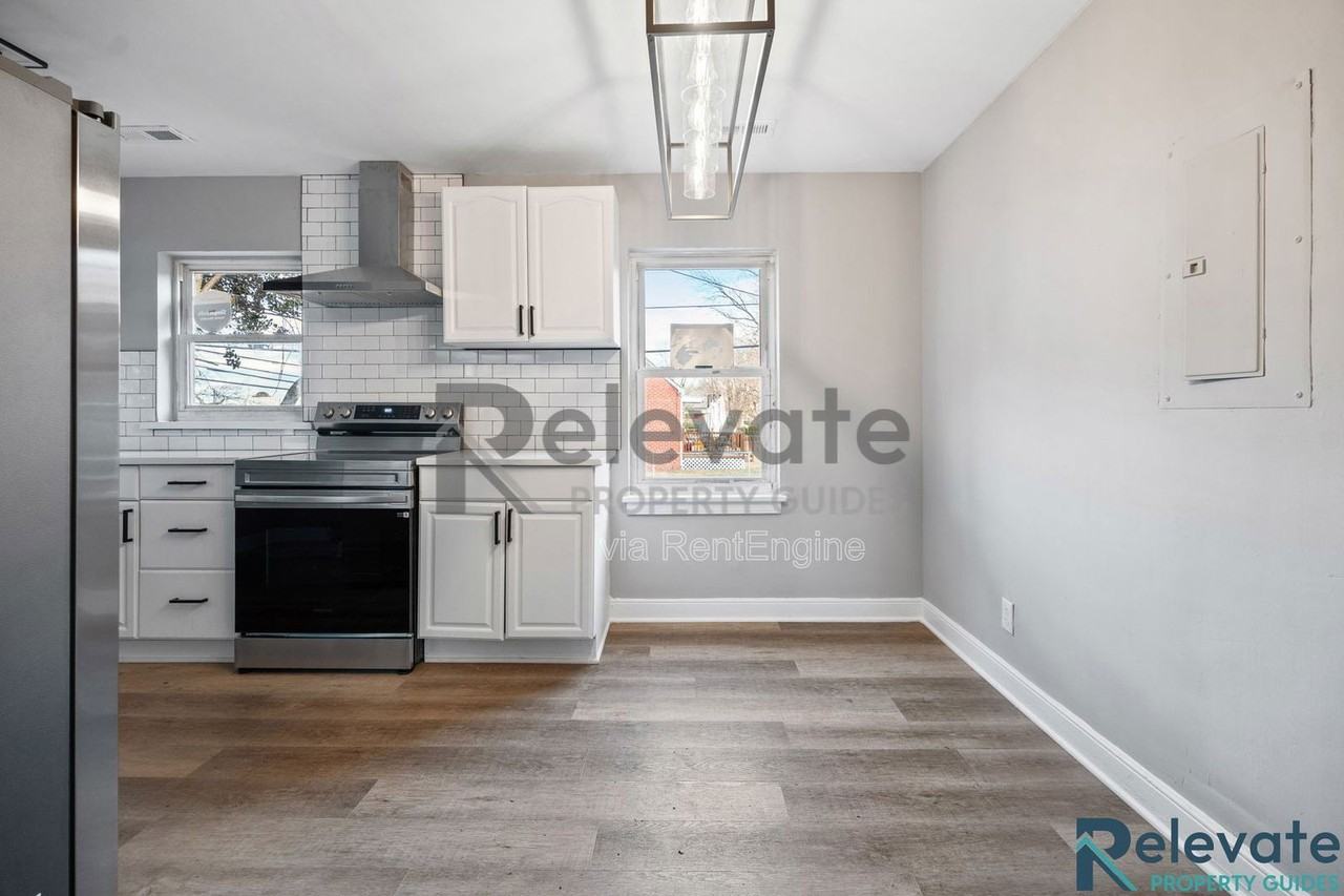 4005 Peregrine Rd - Photo 6 of 40