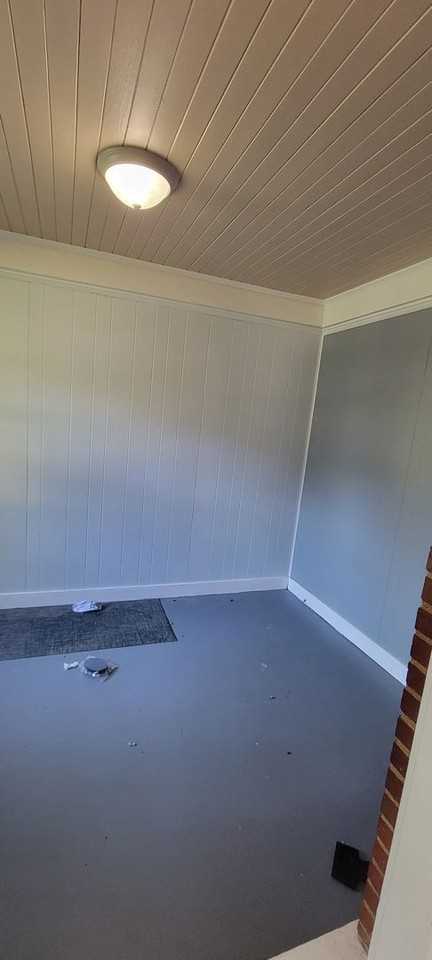 8908 Mapleton Rd - Photo 4 of 16