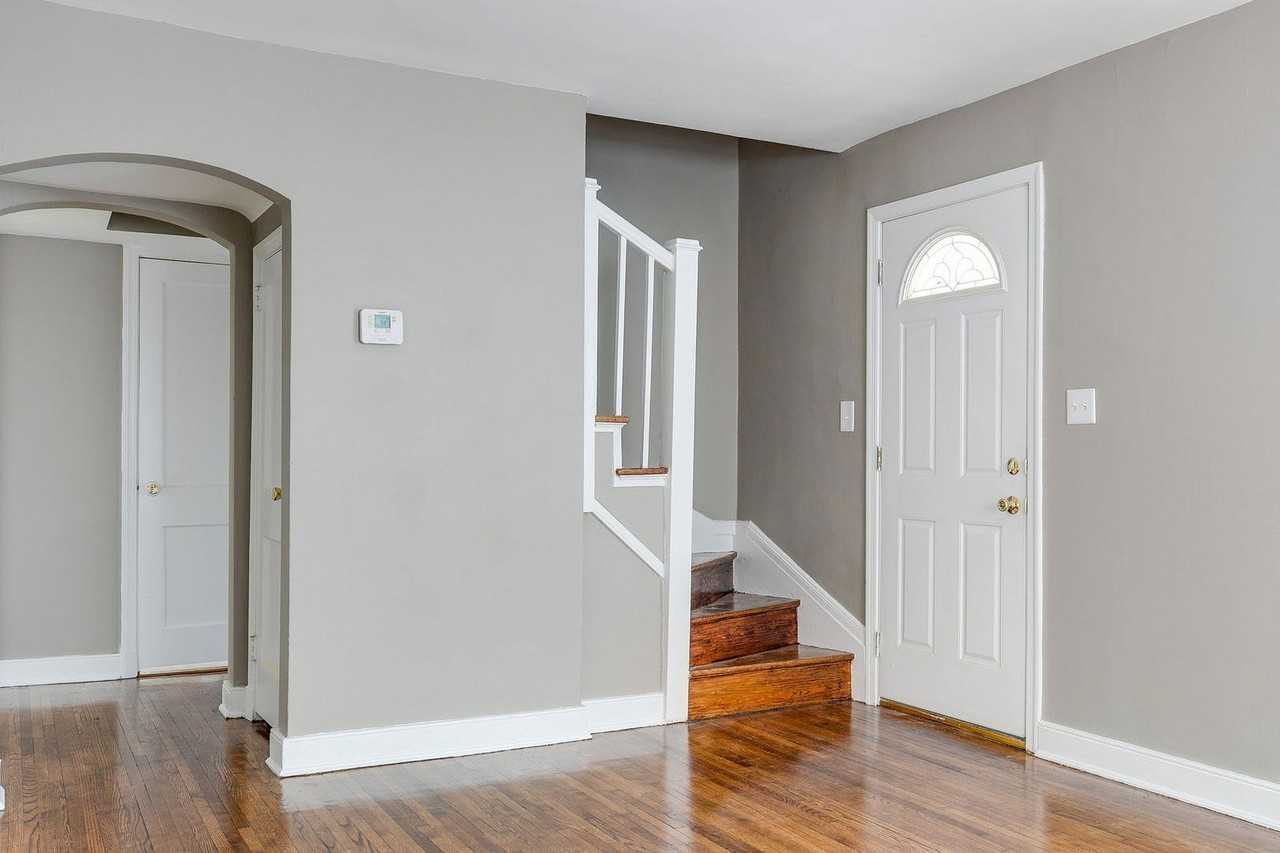 3009 Napoleon St - Photo 6 of 22