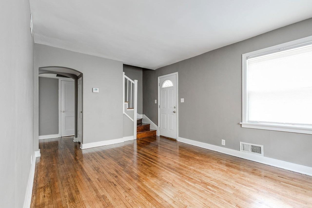 3009 Napoleon St - Photo 7 of 22