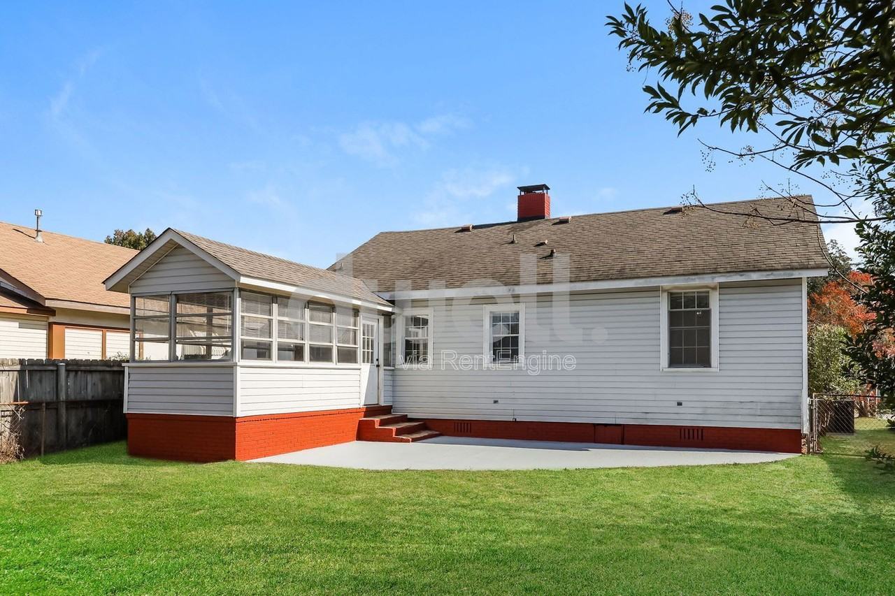 1913 Ohio Ave - Photo 3 of 16