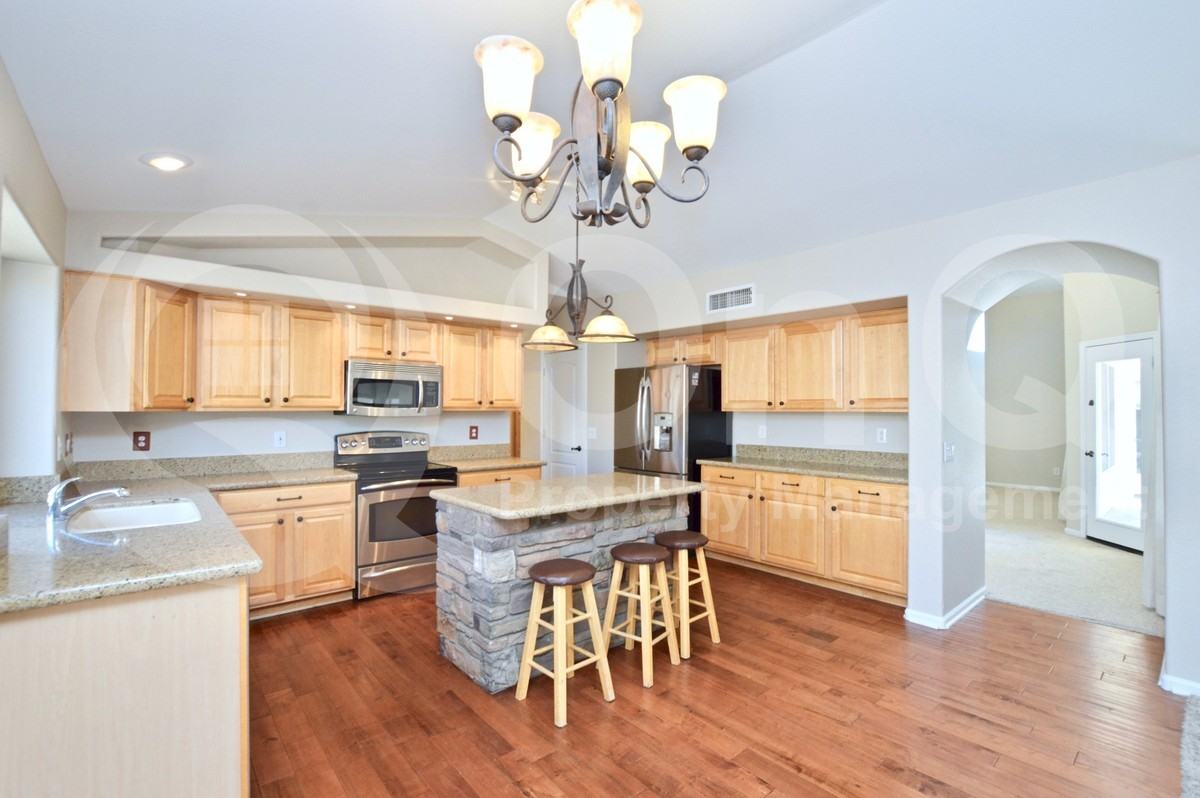 2380 S Granite St - Photo 6 of 33