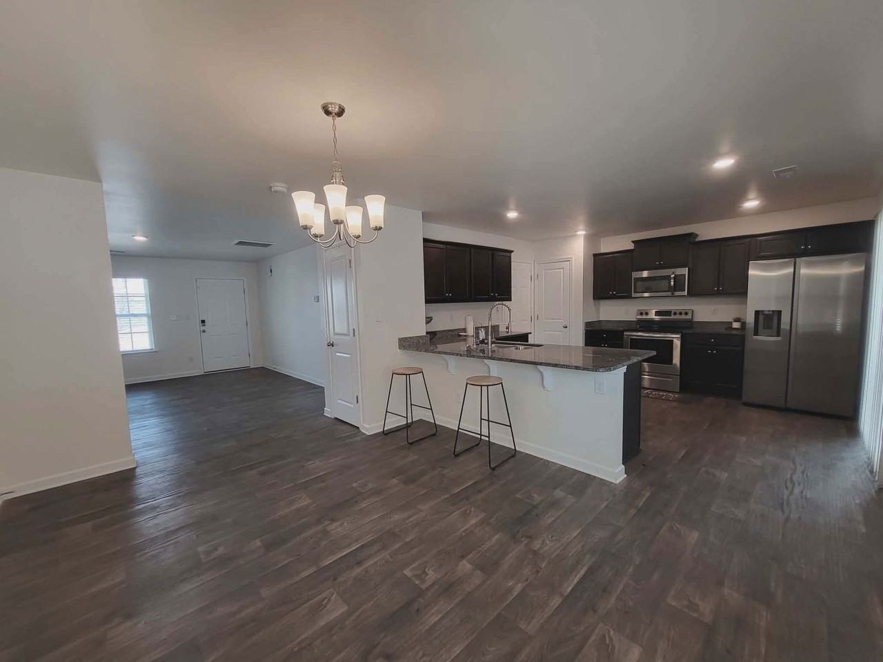 13403 Michael Lynn Rd - Photo 2 of 7