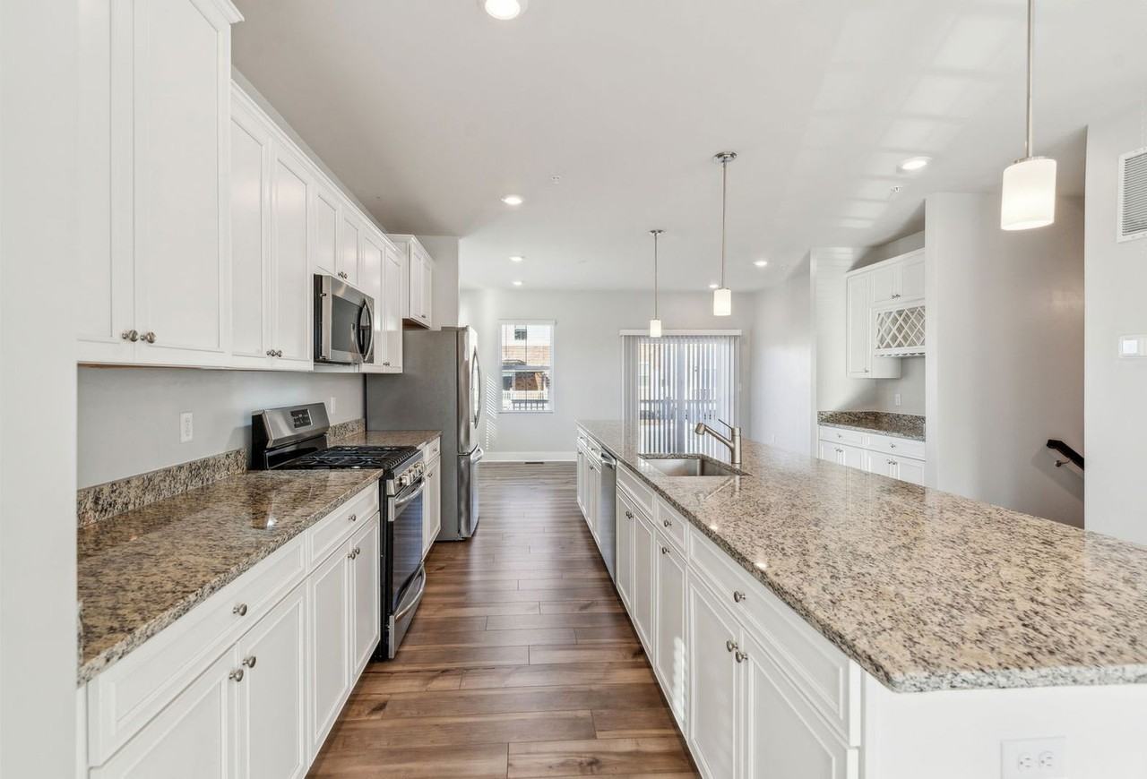 4158 Skipton Pl - Photo 6 of 15