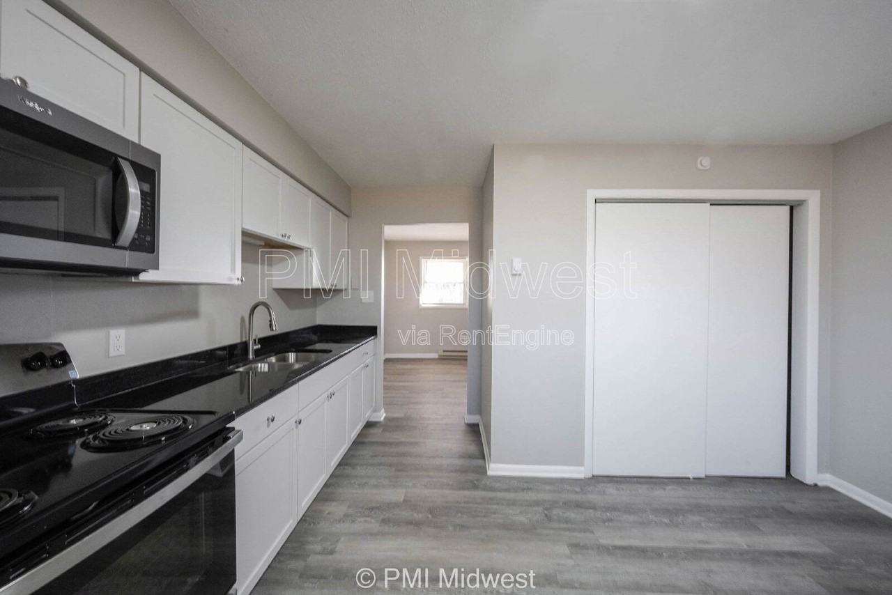 570 W Us Highway 52 #6B - Photo 7 of 20