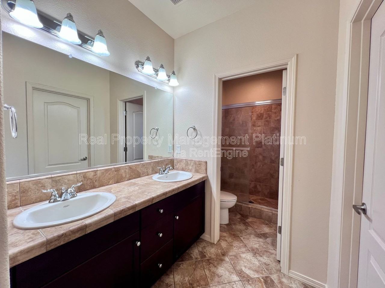 3947 Harlan Ranch Blvd - Photo 5 of 17