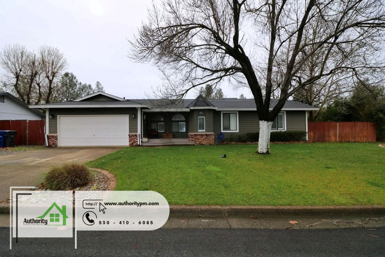 705 Country Oak Dr - Photo 2 of 25