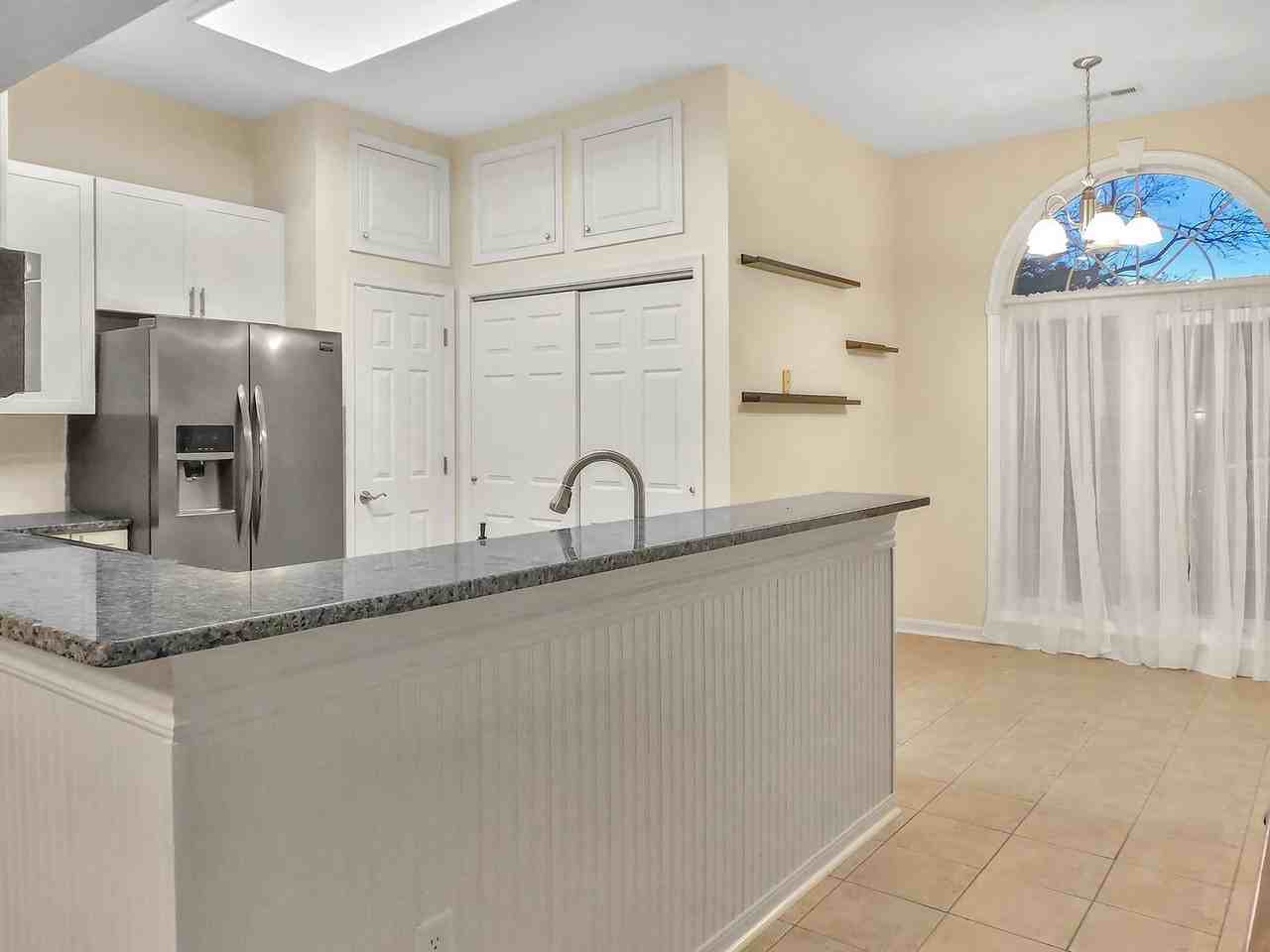 48145 Mayflower Dr - Photo 4 of 28