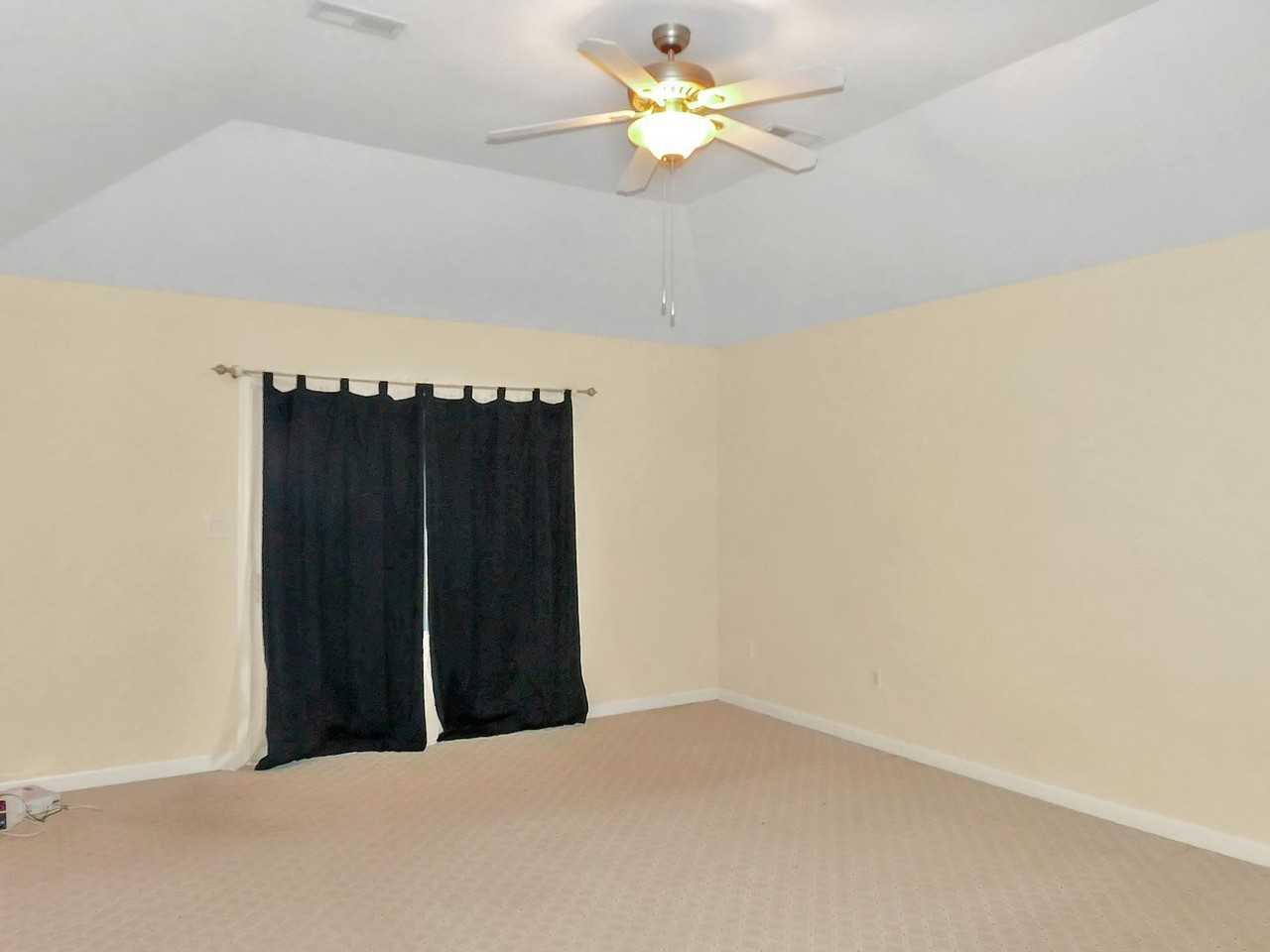 48145 Mayflower Dr - Photo 7 of 28