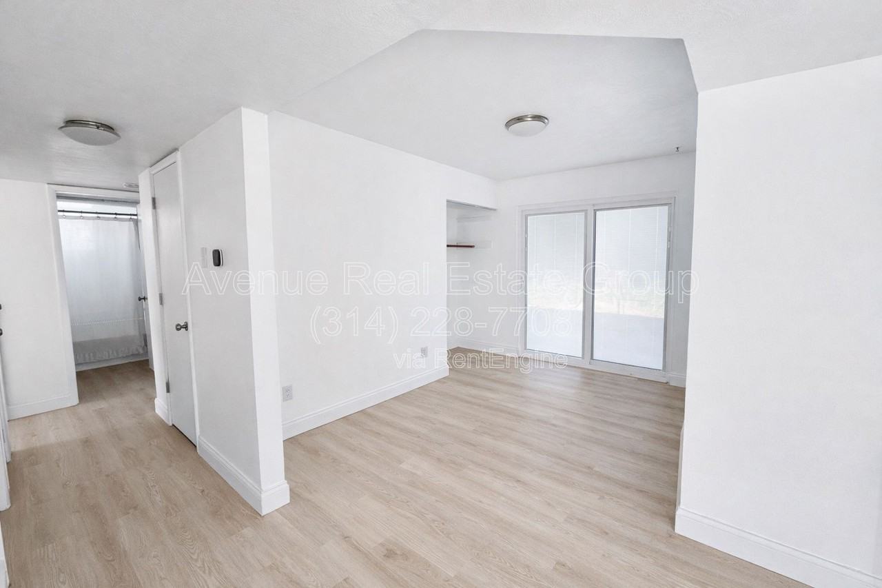 203 Briscoe Ave - Photo 3 of 12