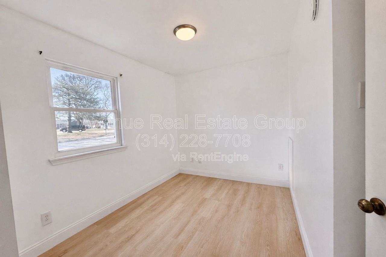 203 Briscoe Ave - Photo 5 of 12