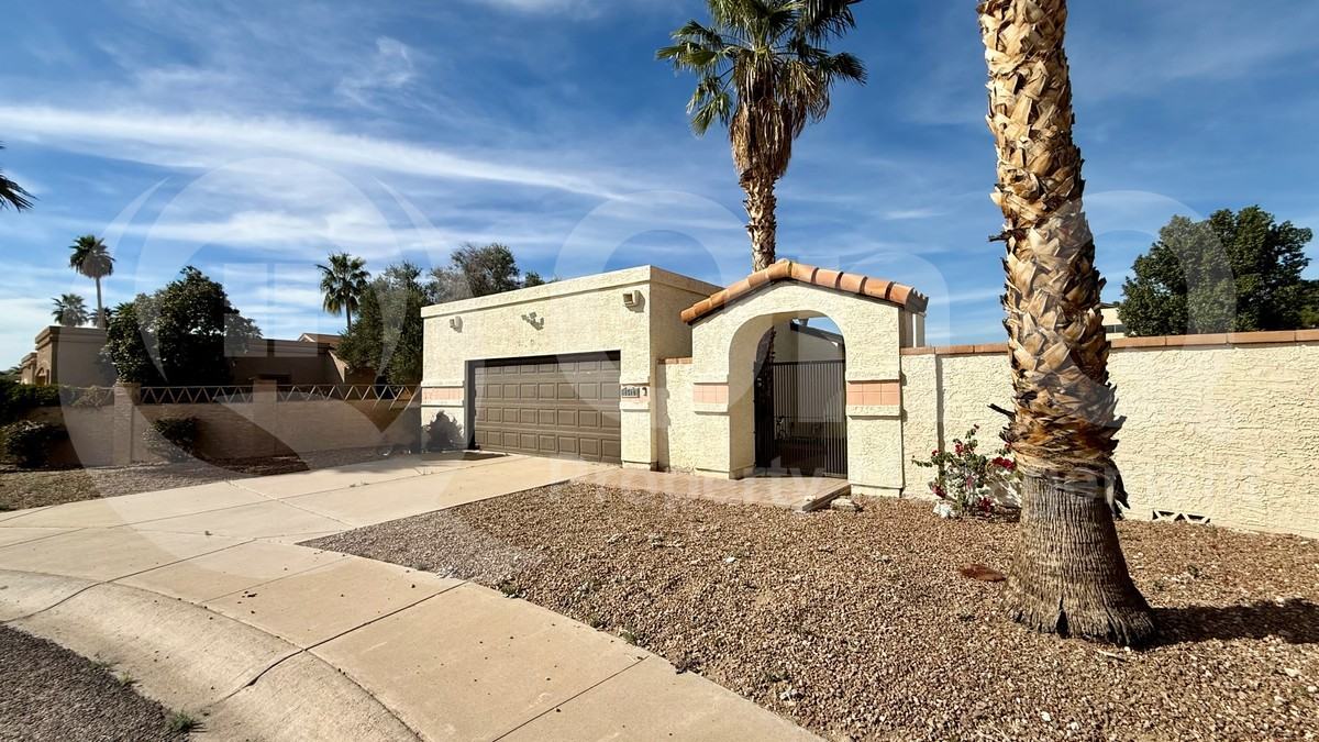 1510 E Taro Ln - Photo 2 of 21