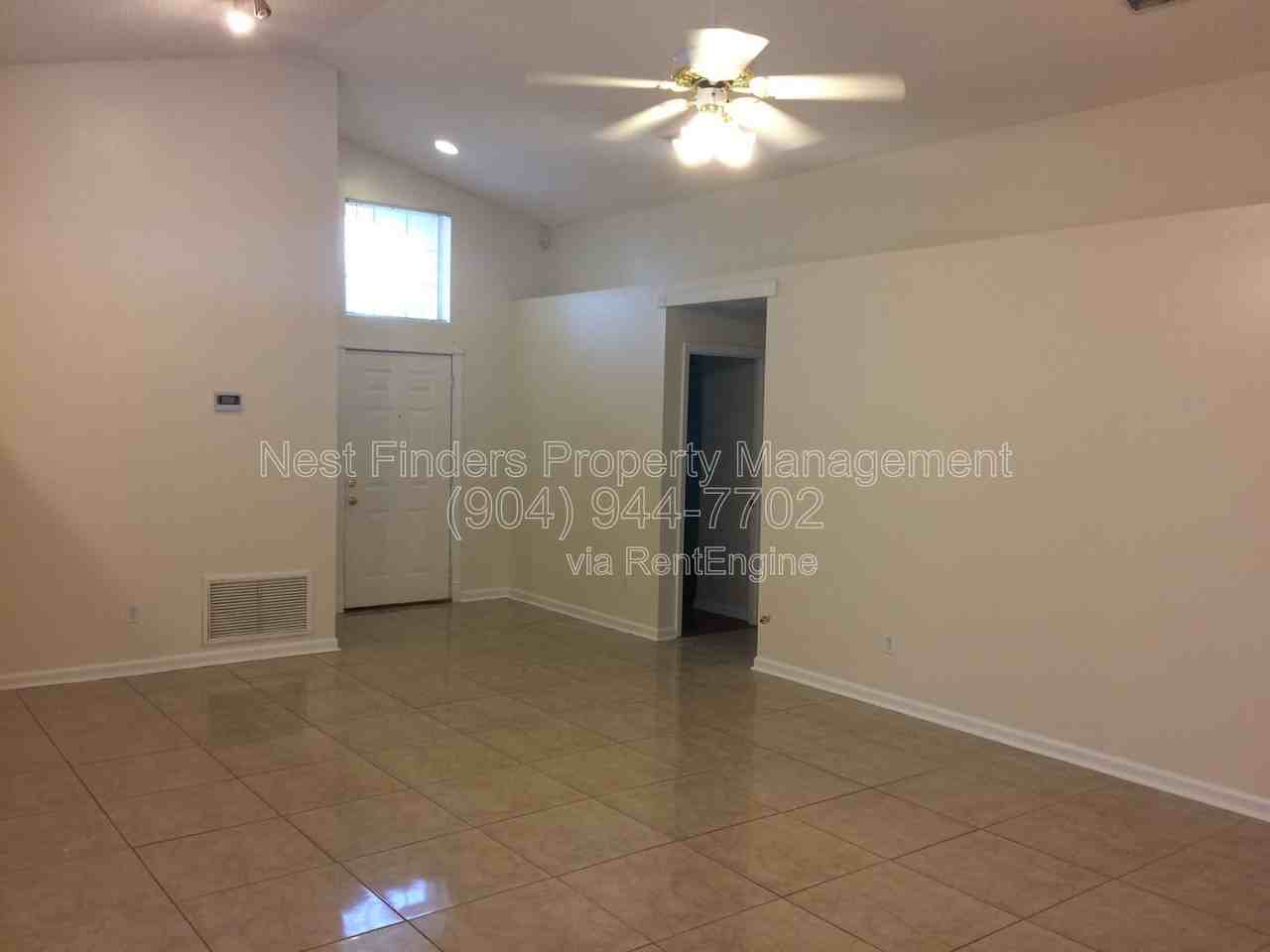 3255 Abbeyfield Ln - Photo 2 of 15