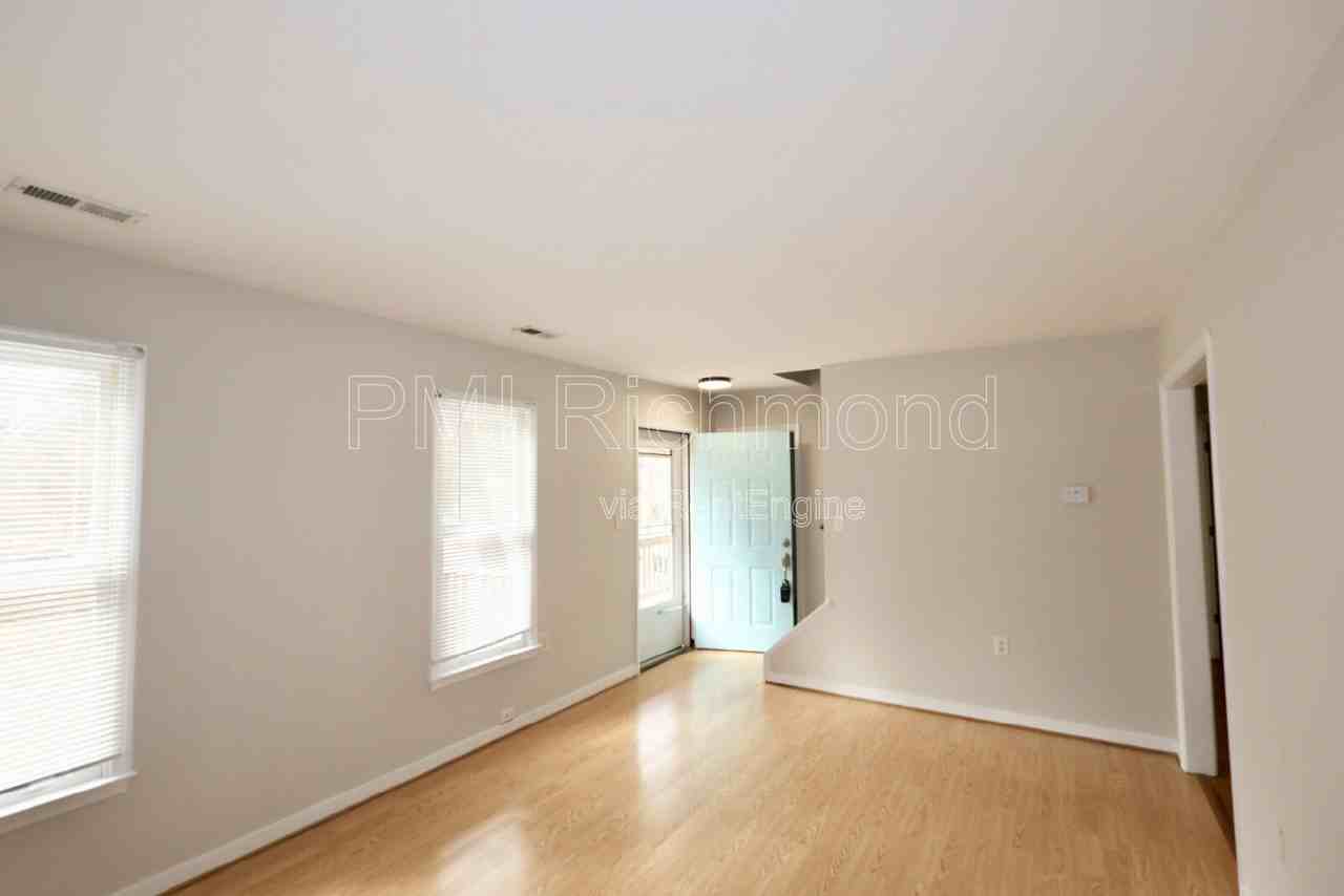 33 Fairwood Dr - Photo 7 of 30