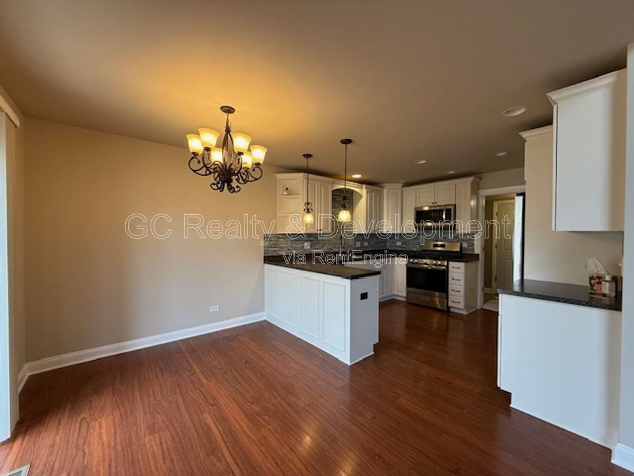 267 Capitol Dr #C - Photo 5 of 23