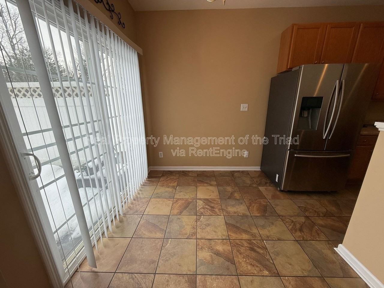 1246 Glory Vine Rd - Photo 4 of 20