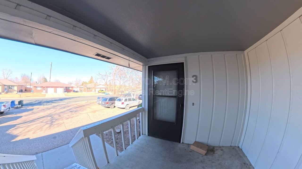 2354 10th St Sw #3 - Photo 2 of 10