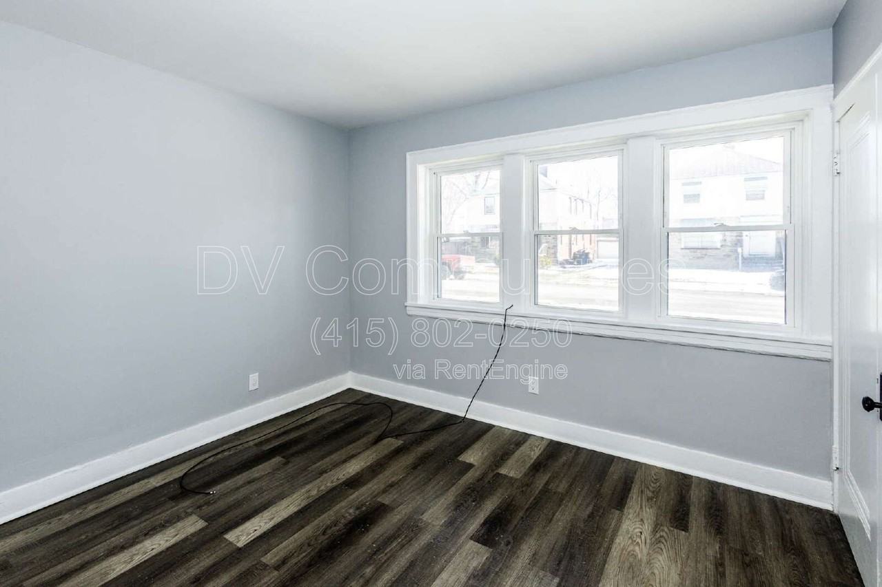 3296 E 149th St #1 - Photo 2 of 13