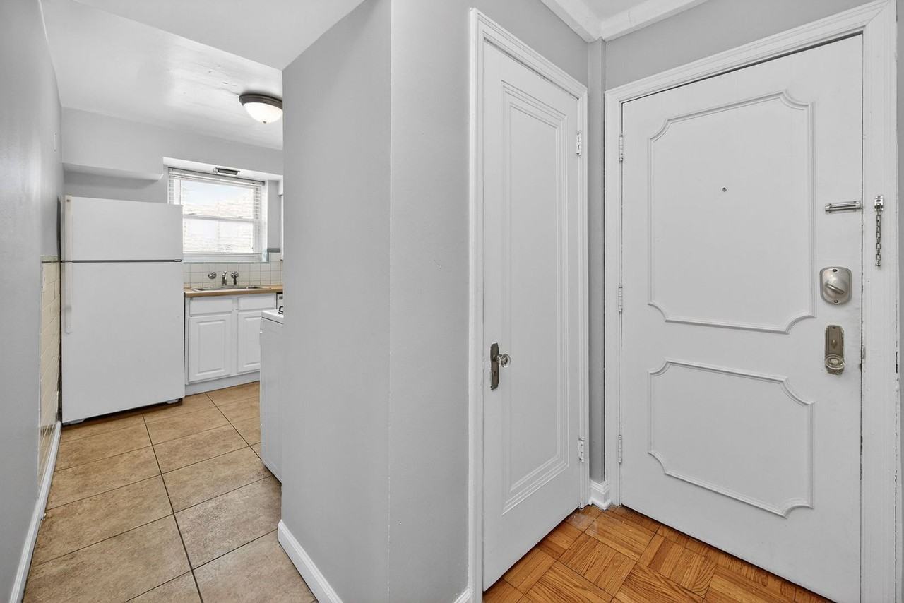 2802 Digby Ave #5 - Photo 7 of 15