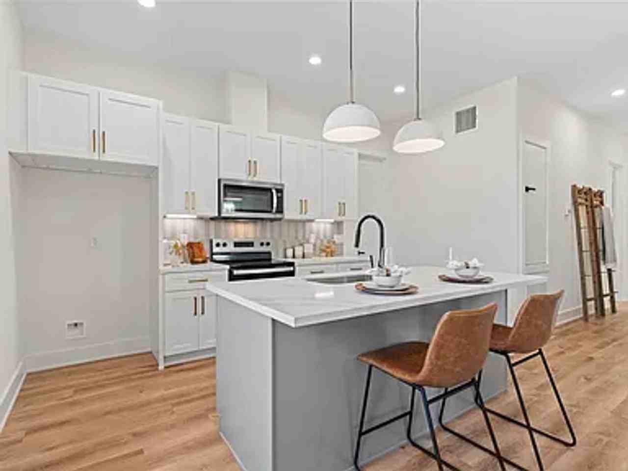 6528 Weston St #A - Photo 5 of 22