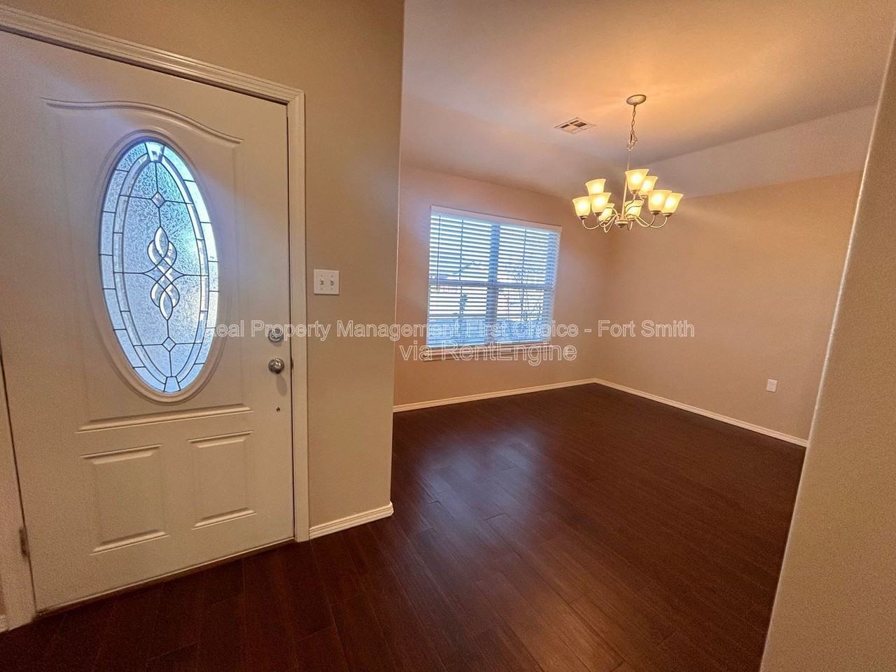 420 Ridge Point Dr - Photo 2 of 24