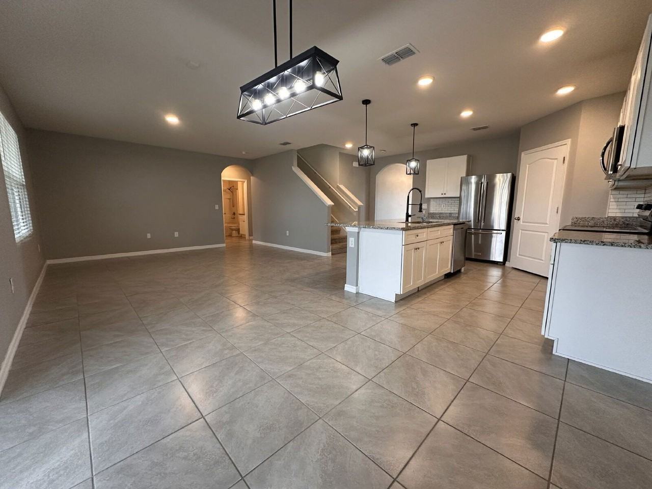 4186 Looking Glass Pl - Photo 7 of 45