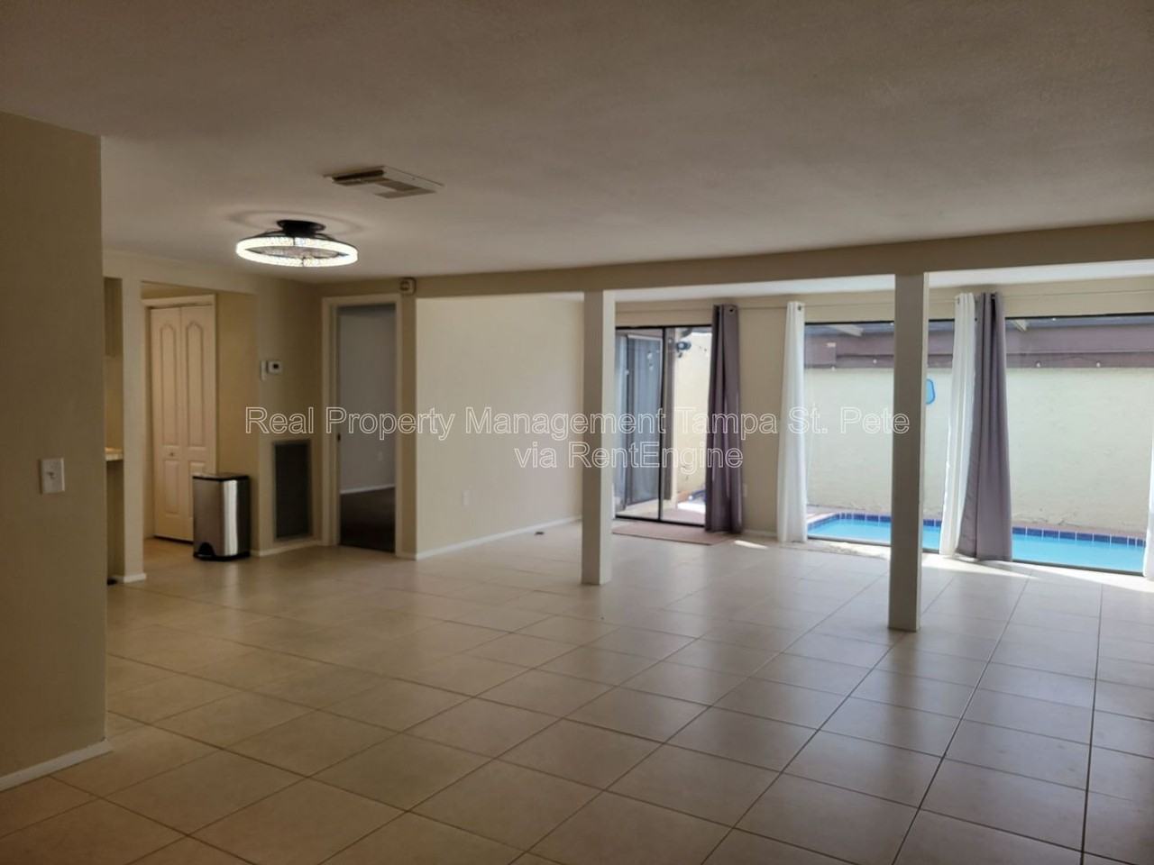 12231 Magnolia Grove Ln - Photo 4 of 42