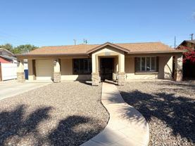 5212 E Cambridge Ave - Photo 1 of 1