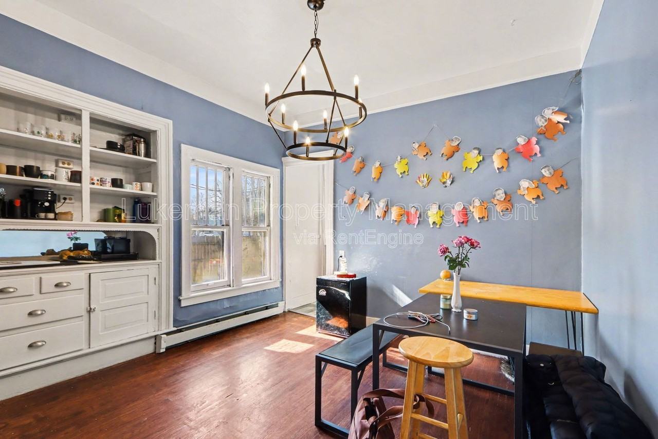 426 S Westnedge Ave - Photo 2 of 20