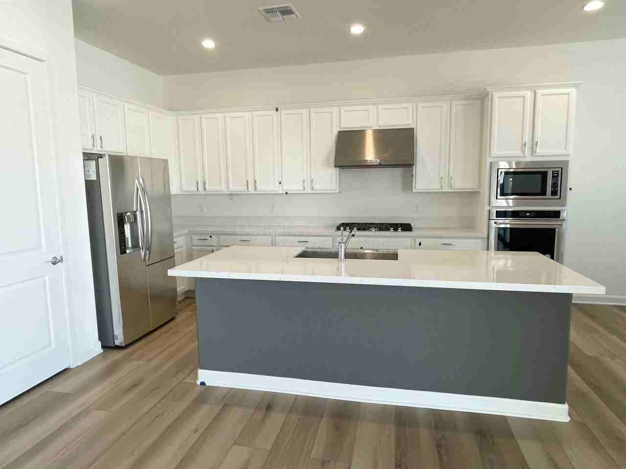 19772 W Exeter Blvd - Photo 4 of 29