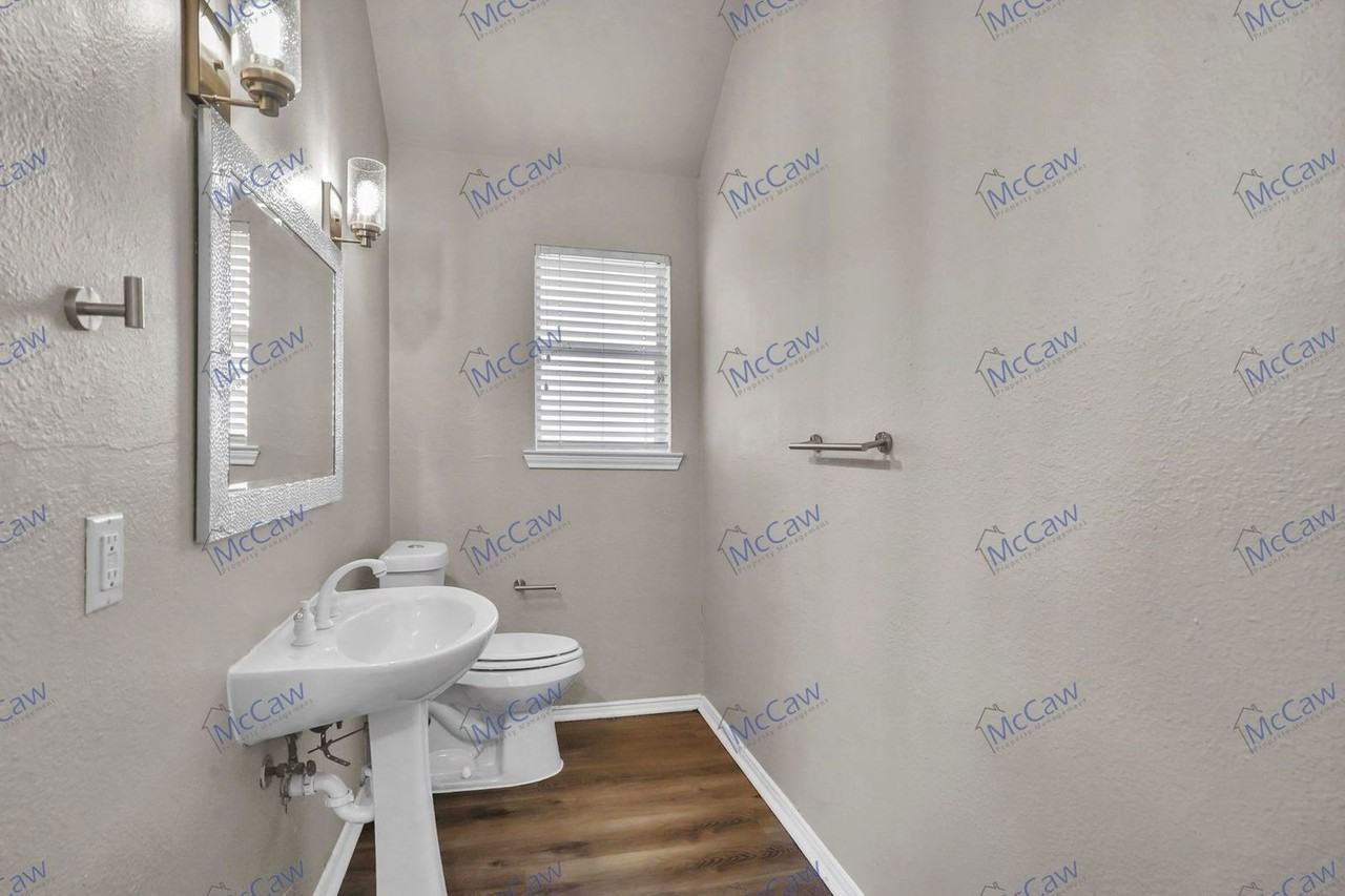 6113 Lantana Ln - Photo 4 of 24