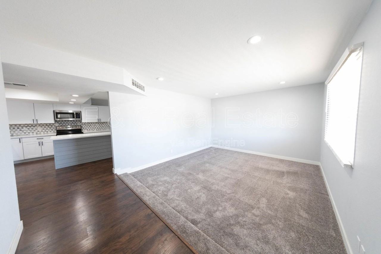 2144 S Los Feliz Dr - Photo 5 of 26