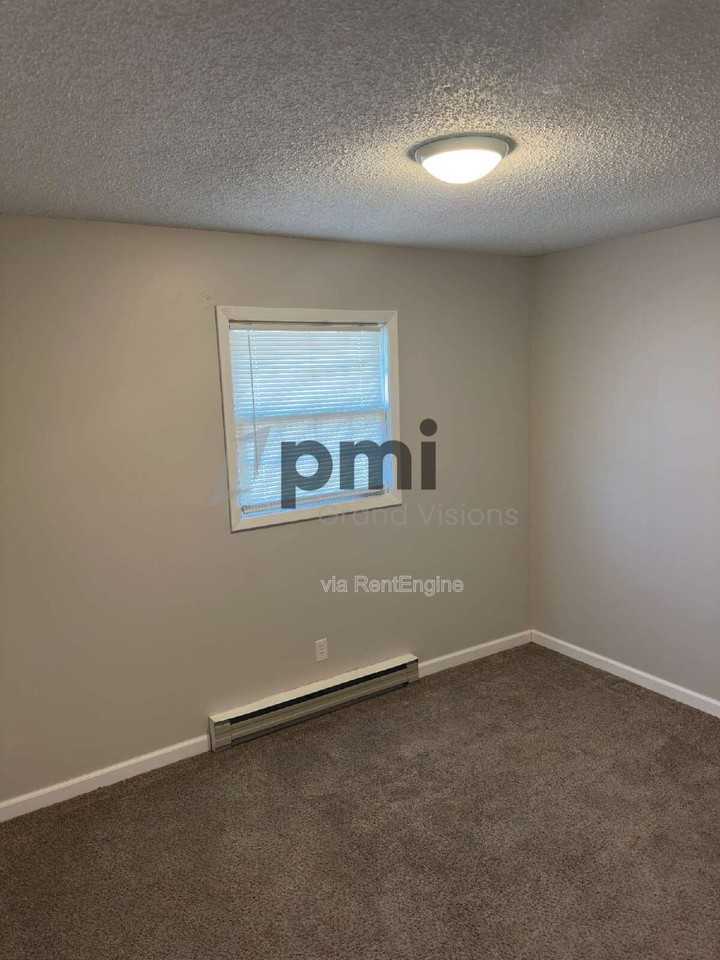 24 W Buchanan Ave #19 - Photo 6 of 12