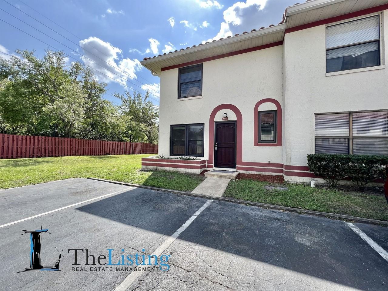 6300 Arlington Ct #210 - Photo 3 of 20