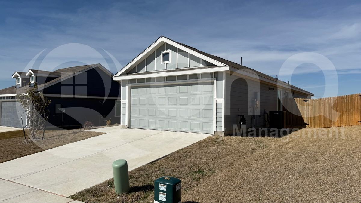 2916 Tibbles Dr - Photo 4 of 23