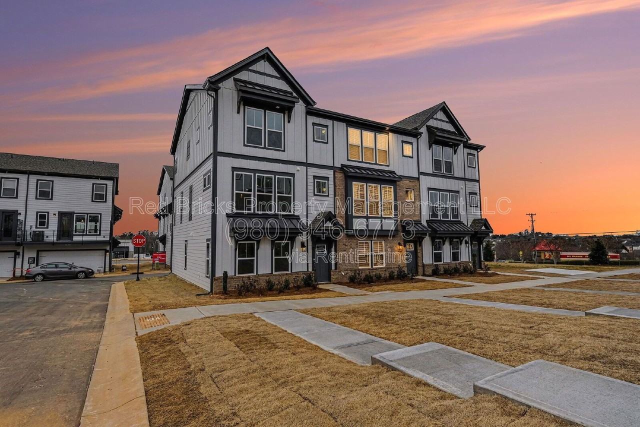 2007 Hawksworth Ln - Photo 5 of 32