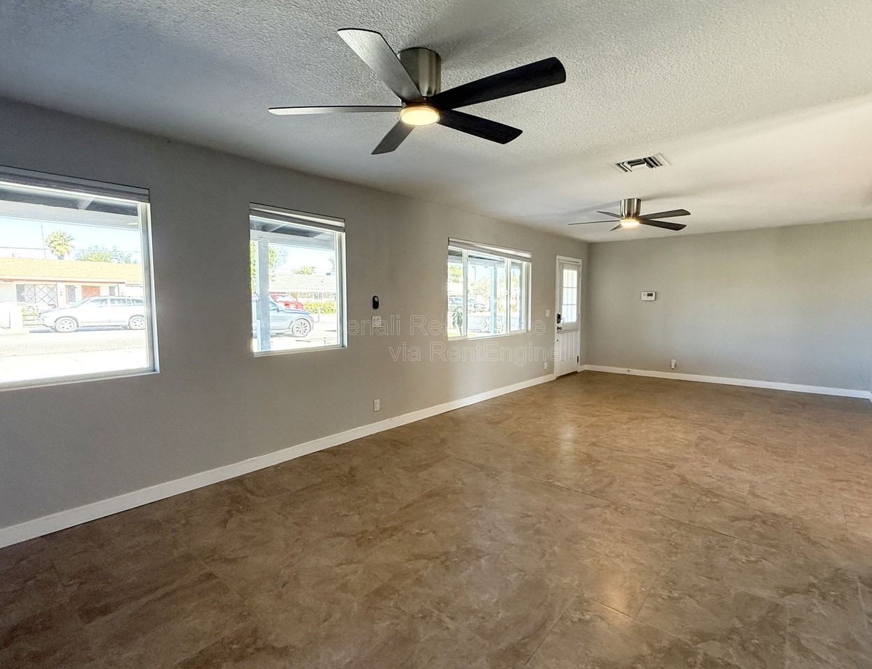 7413 E Roosevelt St - Photo 6 of 27