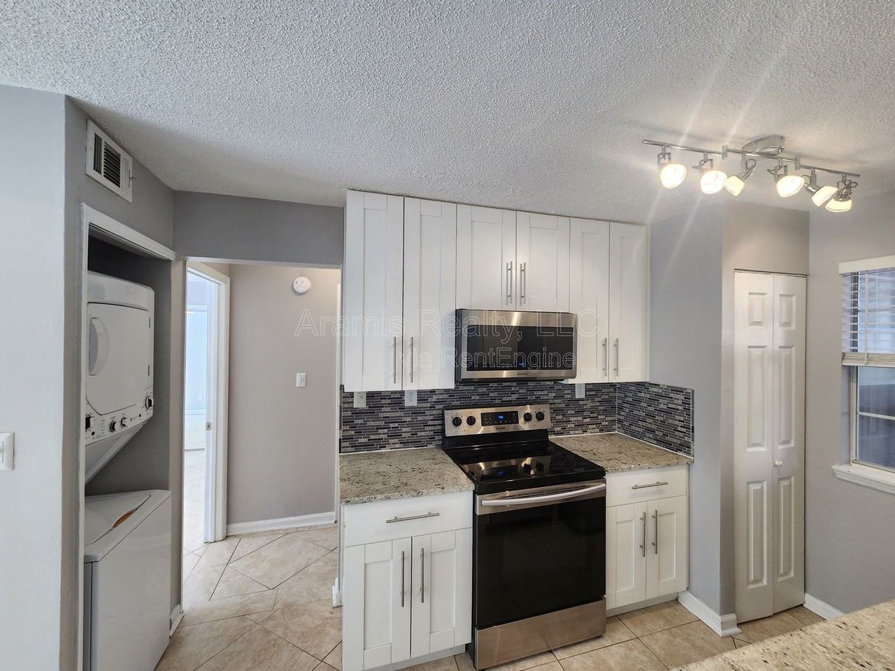 311 Hawkstone Way - Photo 4 of 19