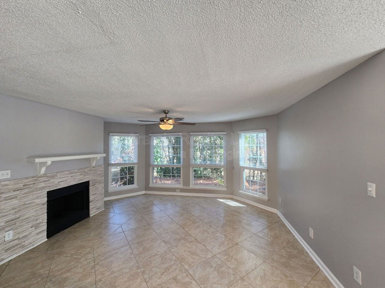 311 Hawkstone Way - Photo 7 of 19