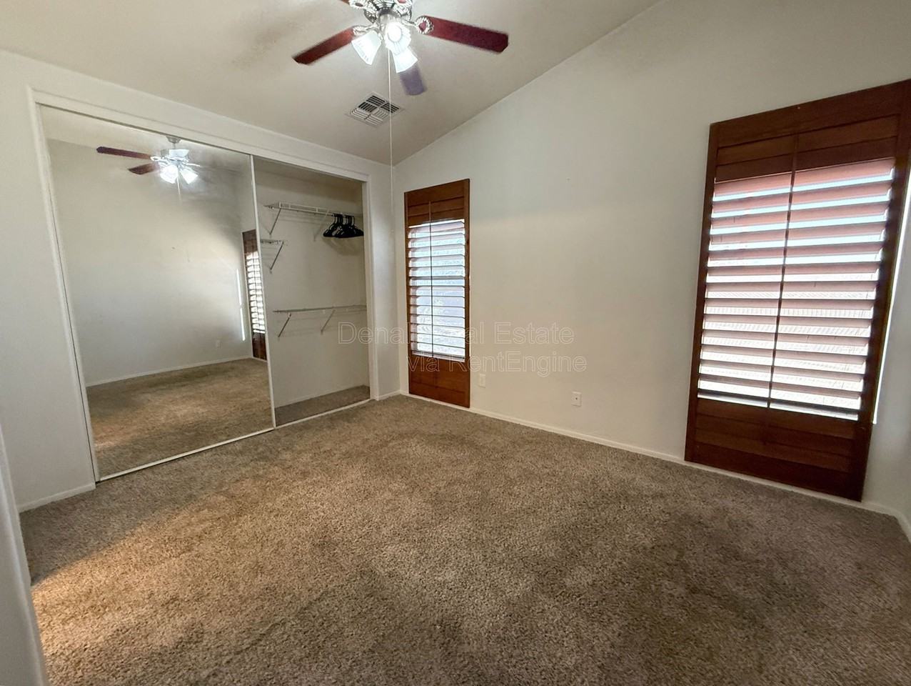 11561 W Green Dr - Photo 7 of 15