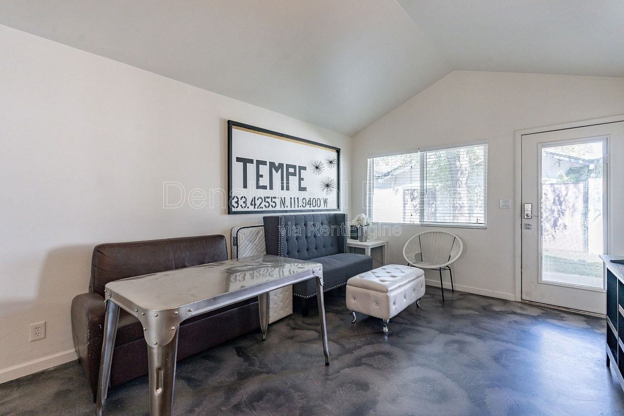 2309 S College Ave #14 - Photo 7 of 36