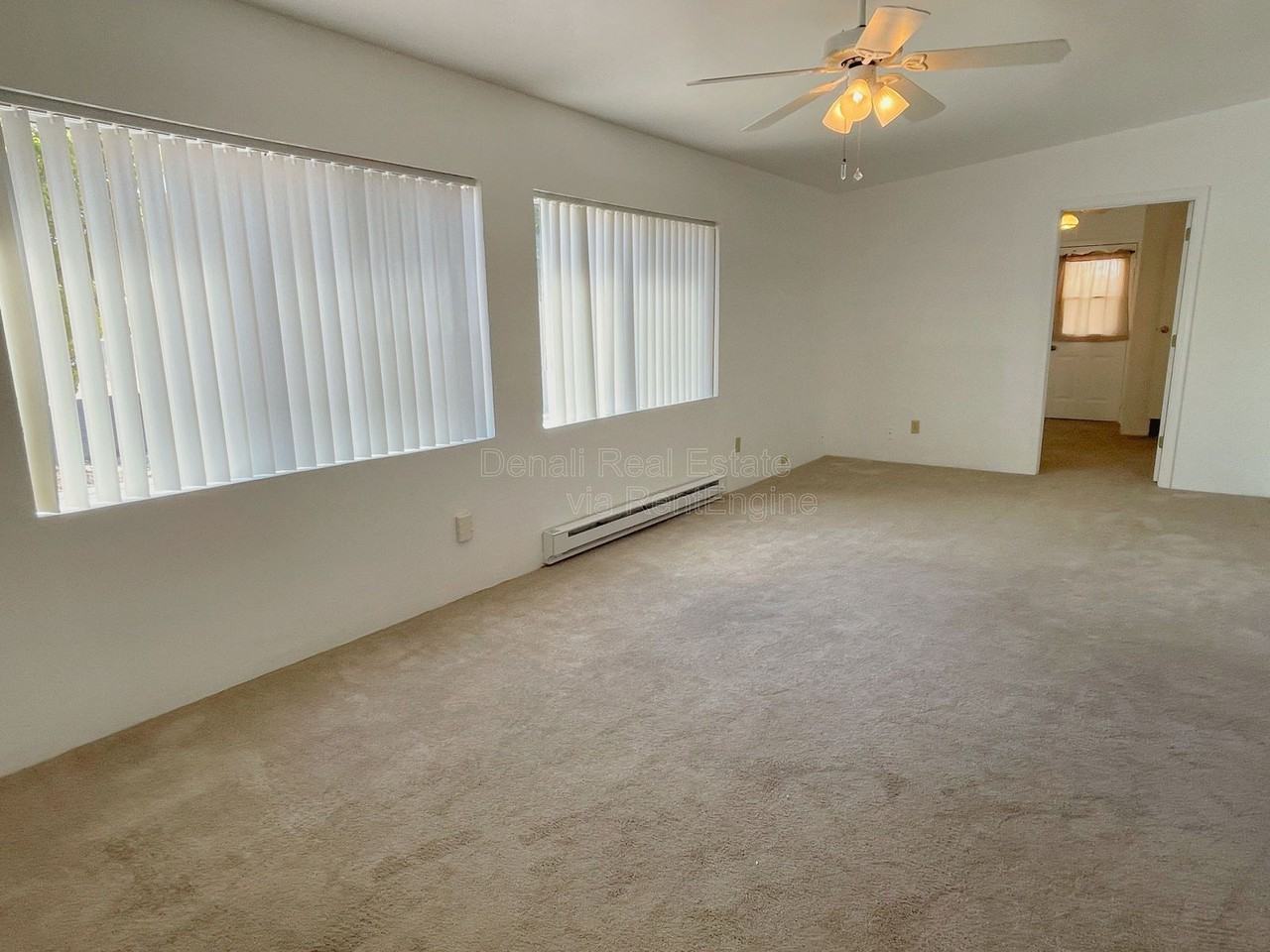 5709 W Rocking Circle St - Photo 7 of 33