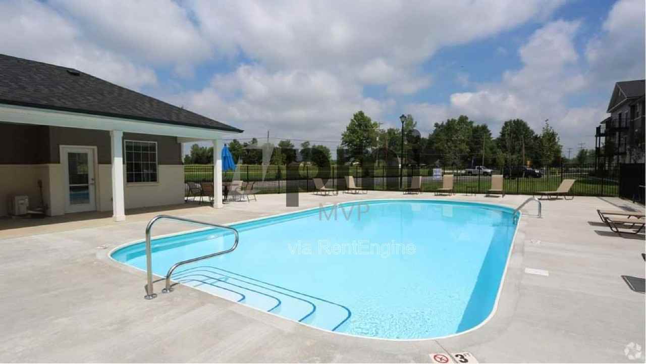 898 Taylor Station Rd #202 - Photo 3 of 34