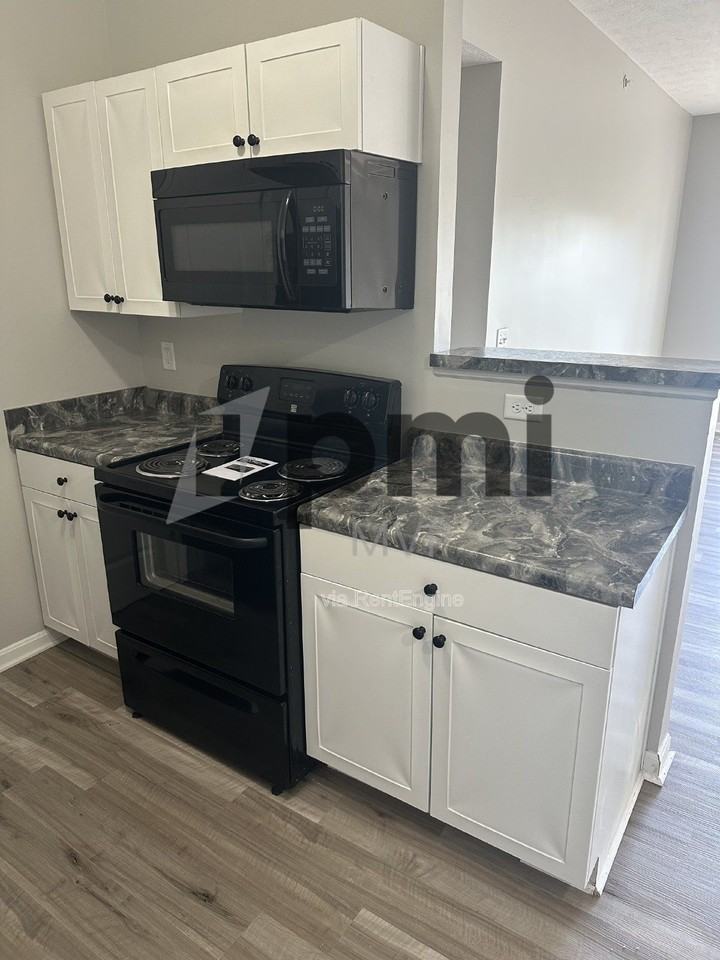 858 Taylor Station Rd #204 - Photo 6 of 22