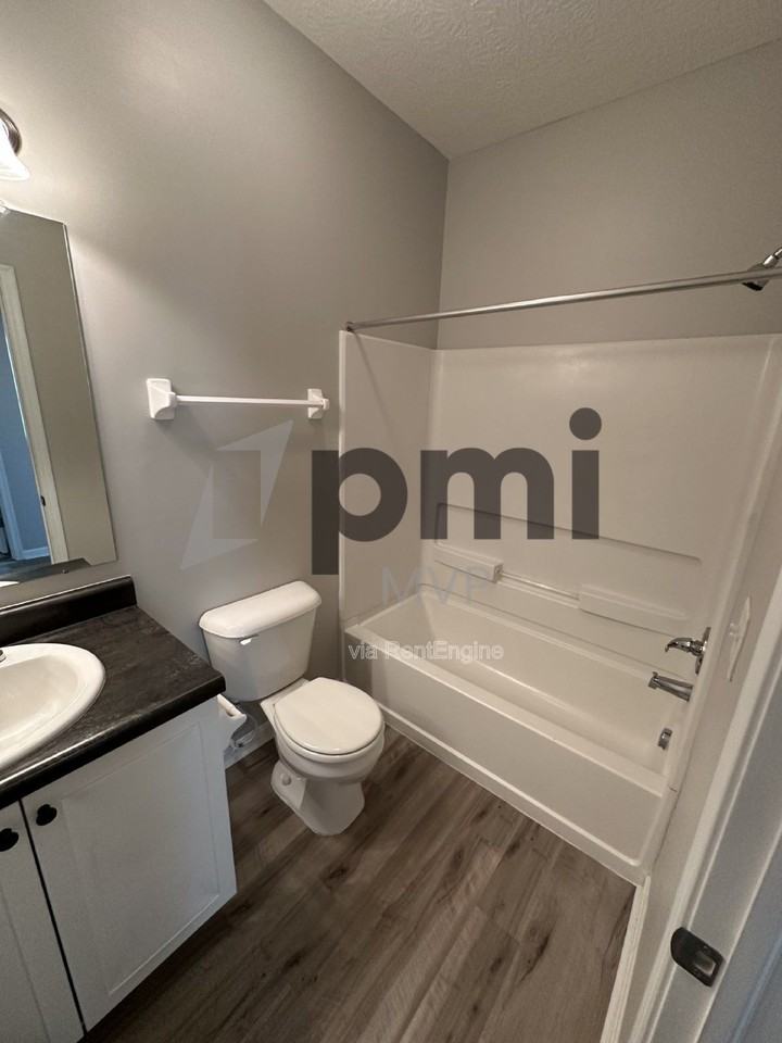 858 Taylor Station Rd #204 - Photo 7 of 22