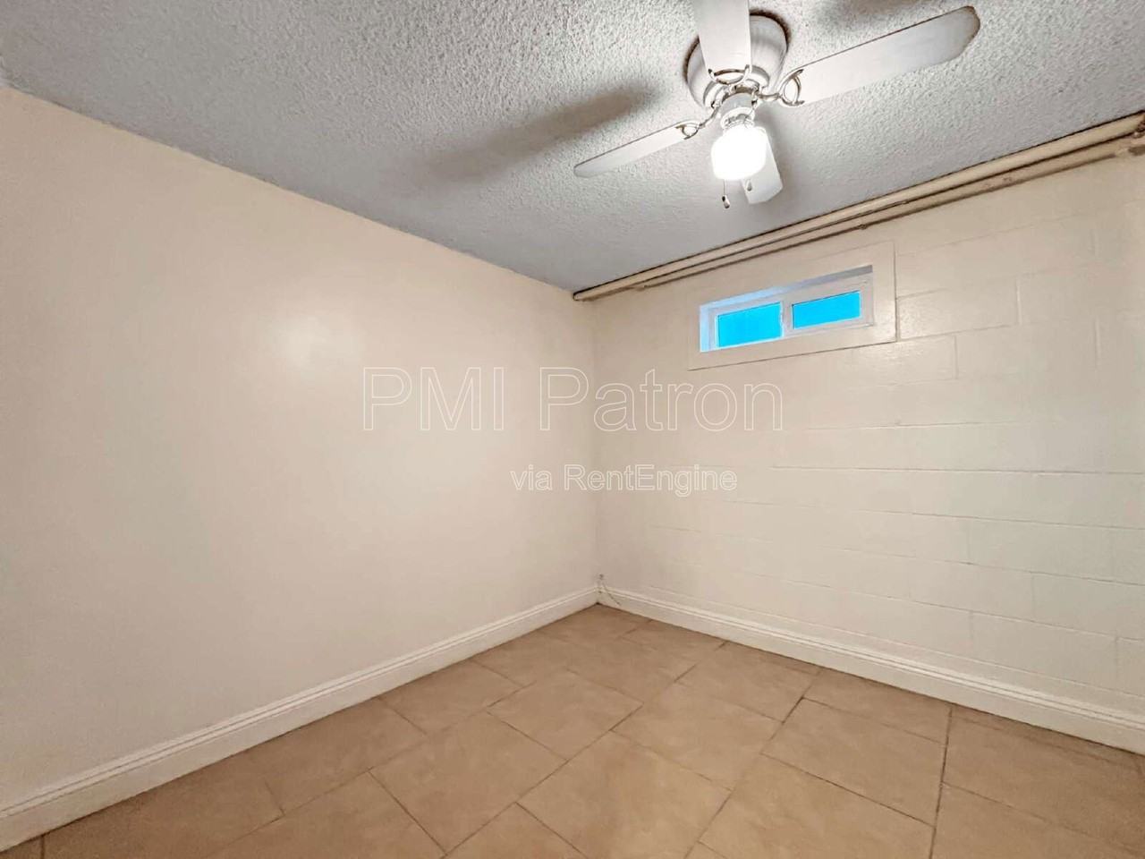 26 69th Pl - Photo 7 of 11